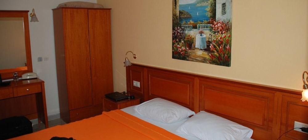 Olympiakí Aktí Hotel Platon Beach מראה חיצוני תמונה