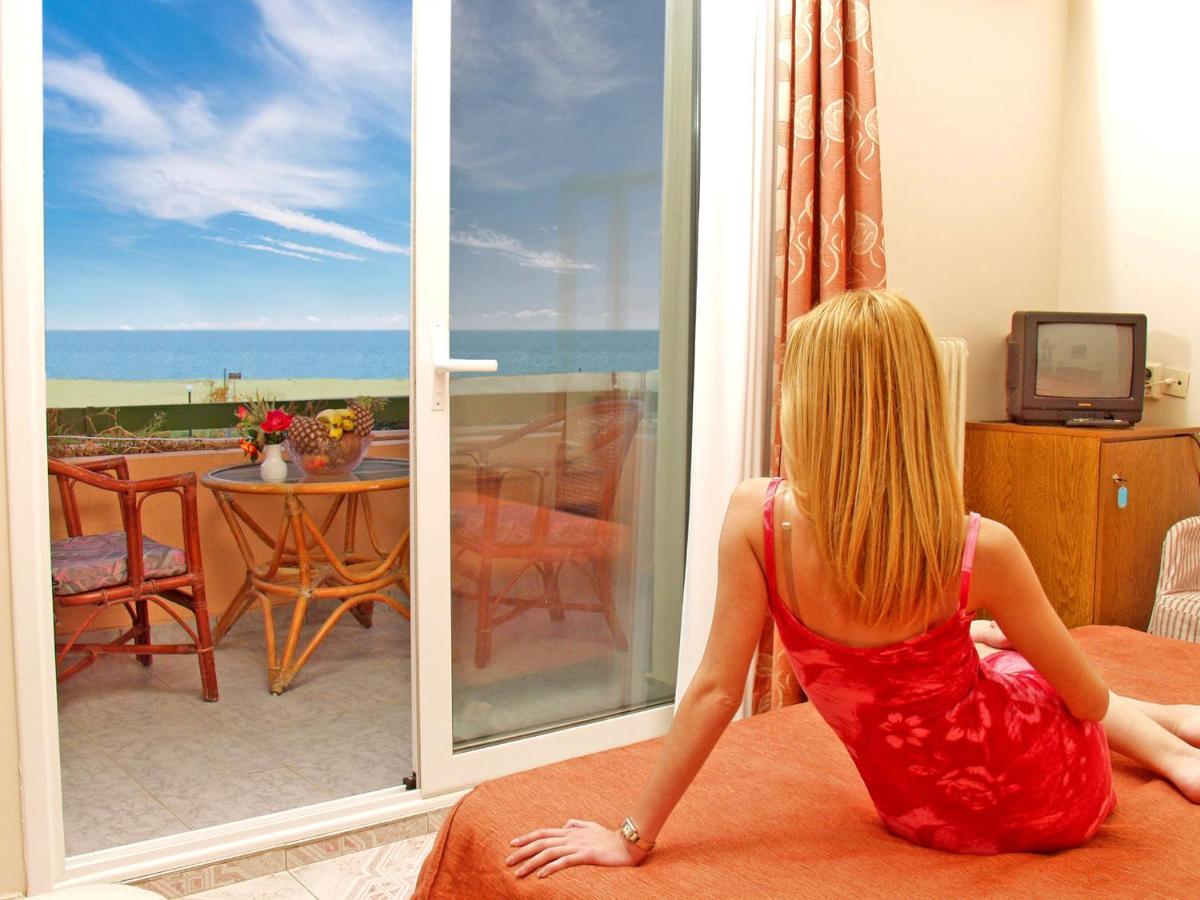 Olympiakí Aktí Hotel Platon Beach מראה חיצוני תמונה